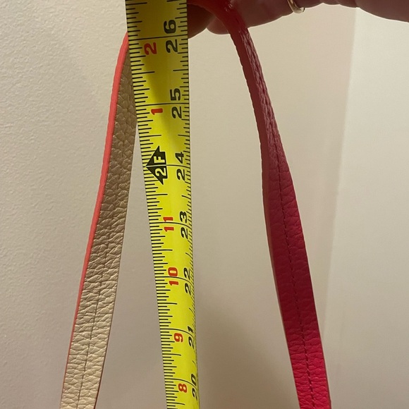 Kate Spade Coral Purse - Picture 10 of 15